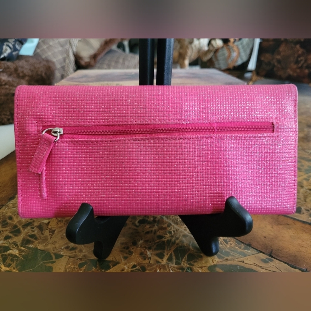 Kenneth Cole Pink Women's Wallet - Picture 2 of 6